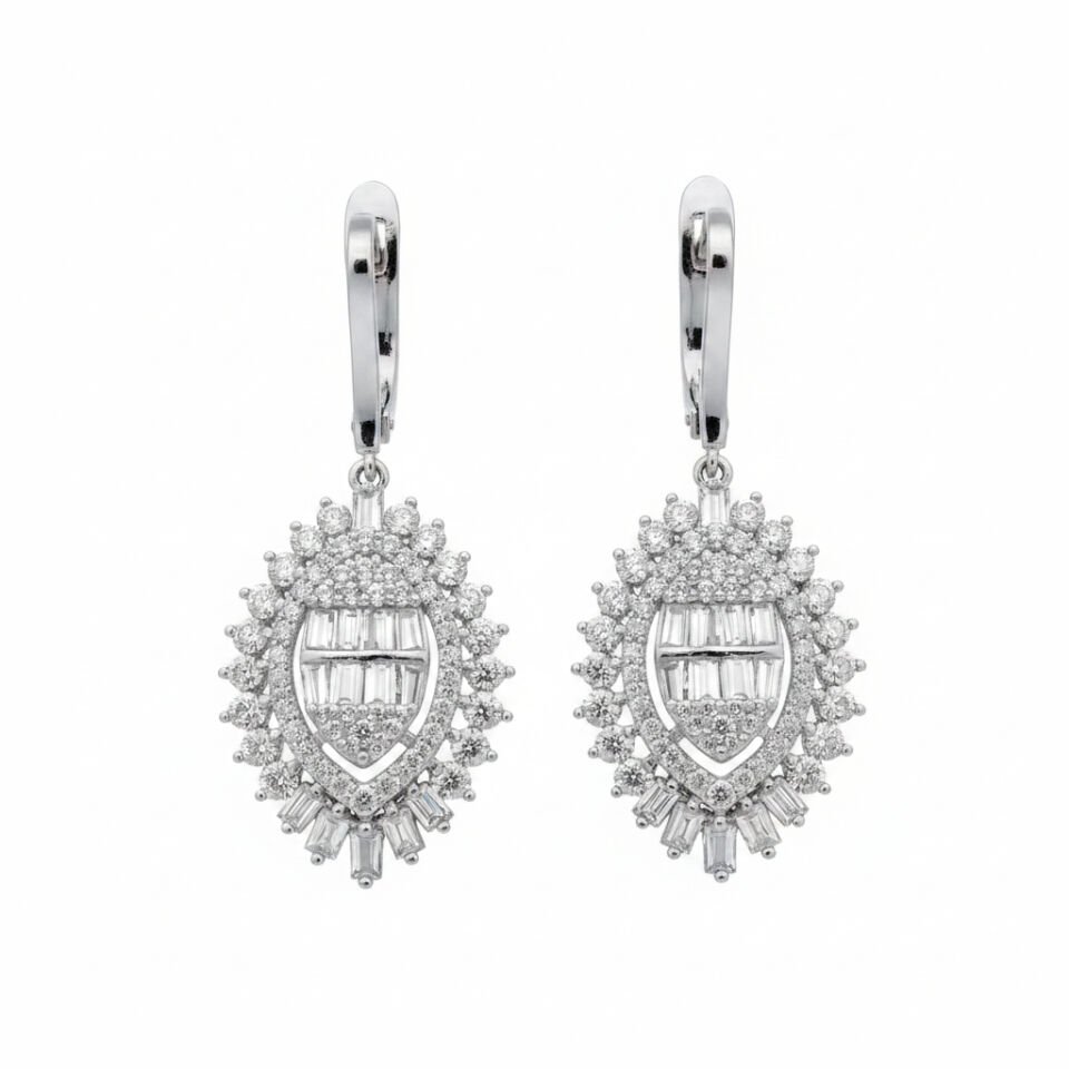 Sallantılı Tasarım Pırlanta Küpe   -   PK0001036