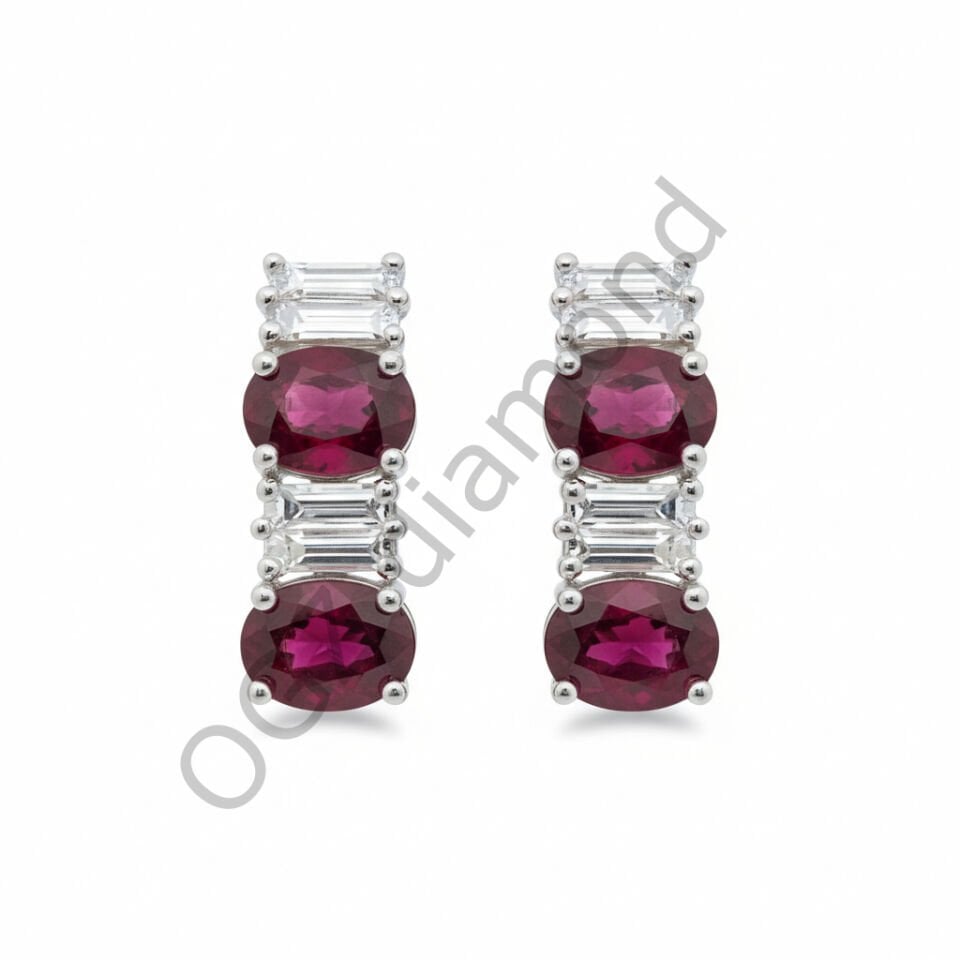 Oval Kesim Yakut ve Baget Pırlanta Küpe   -   PK0001162