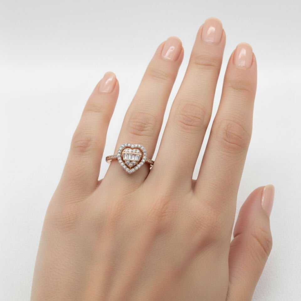 Baget ve Yuvarlak Kesim Pırlantalı Altın Kalp Yüzük  -   PY0000890