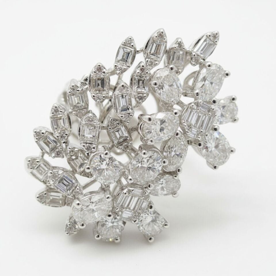 ZARİF DAL FORMLU PIRLANTA YUZUK   -   PY0002702