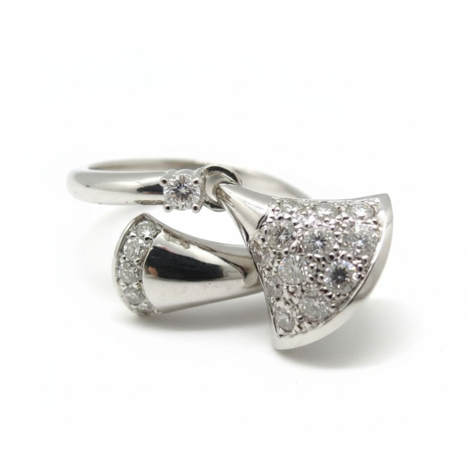 Diva's Dream Koleksiyonu: Pırlanta Taşlı Yelpaze Formlu Modern Tasarım Yüzük   -   PY0002719