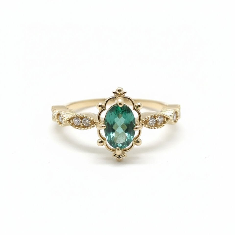 Oval Zümrüt Taşlı Pırlanta Retro Tasarım Yüzük   -   PY0002726