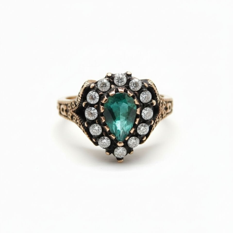 Damla Kesim Zümrüt ve Pırlanta Taşlı Tasarım Otantik Yüzük   -   PY0002777