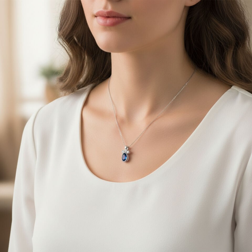 Oval Kesim Safir ve Pırlanta Halo Kolye   -   PG0000760